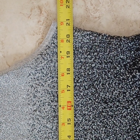 Ruby Rd. Sparkly Metallic Top - Picture 6 of 7